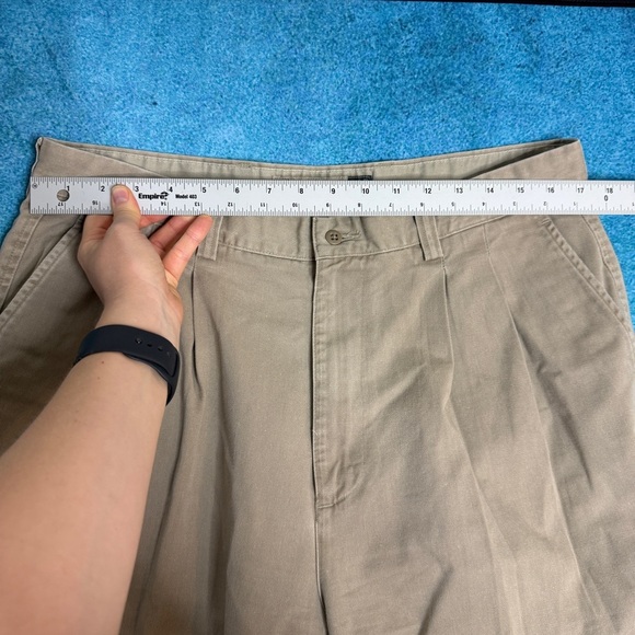 Vintage 90s Y2K GAP Relaxed Fit Mens Chinos Tan Pleated Cuffed Pants 34X34.5 - Picture 3 of 15